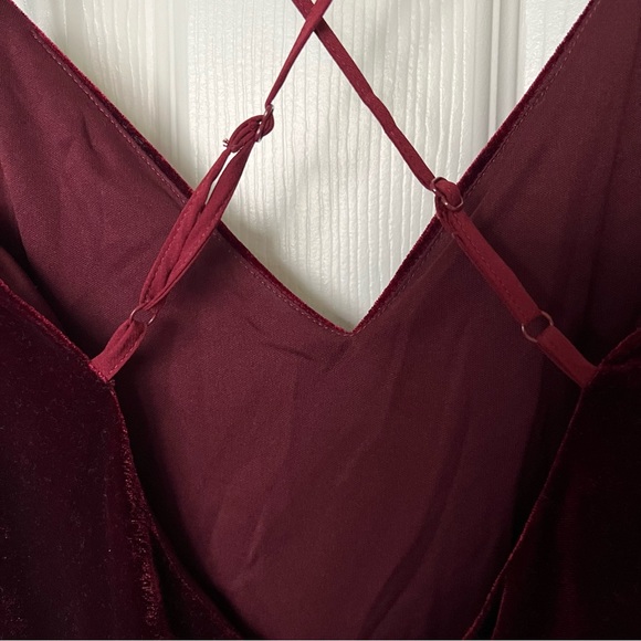 NWOT Bardot Velvet Slip Dress (Wine Red) - size US 8 - Picture 10 of 12